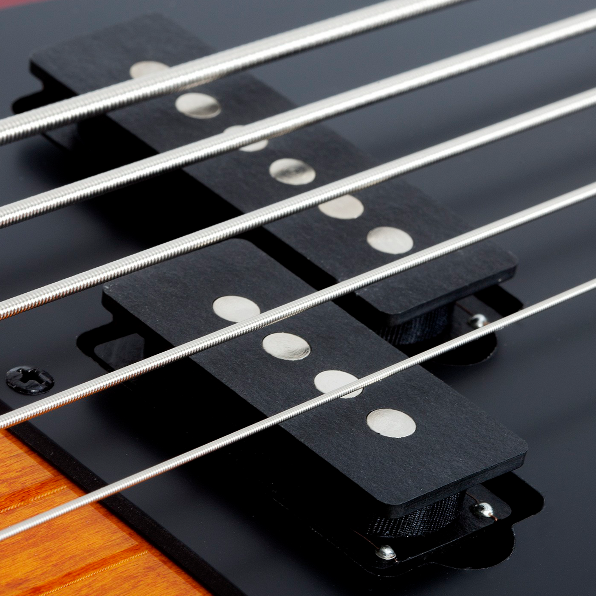 Schecter P-5 3-Tone Sunburst Bajo Eléctrico