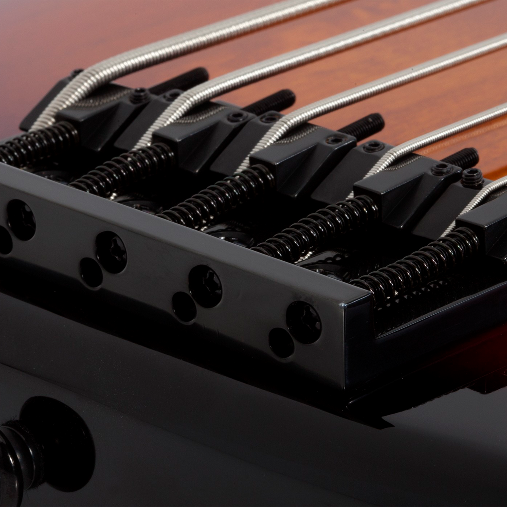 Schecter P-5 3-Tone Sunburst Bajo Eléctrico