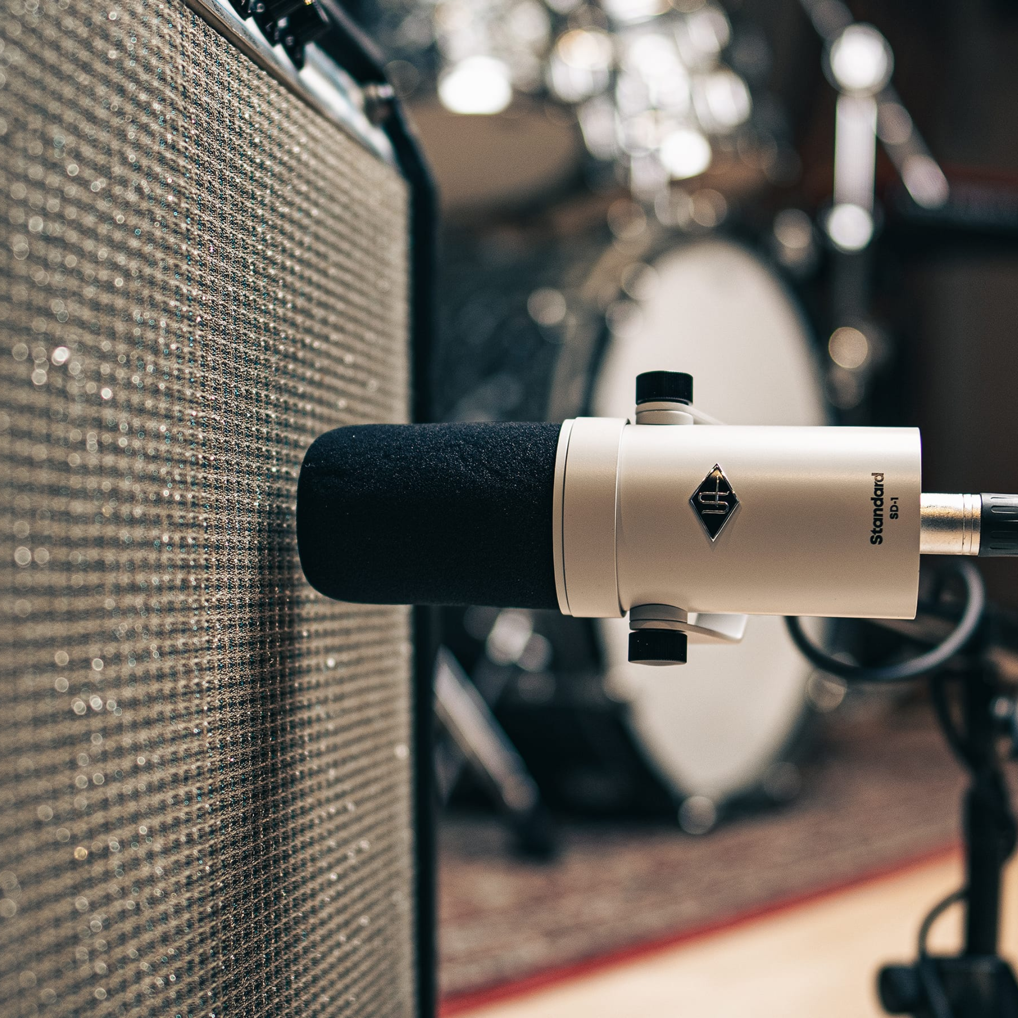 Universal Audio SD1 Micrófono Dinámico con Sistema de Modelado