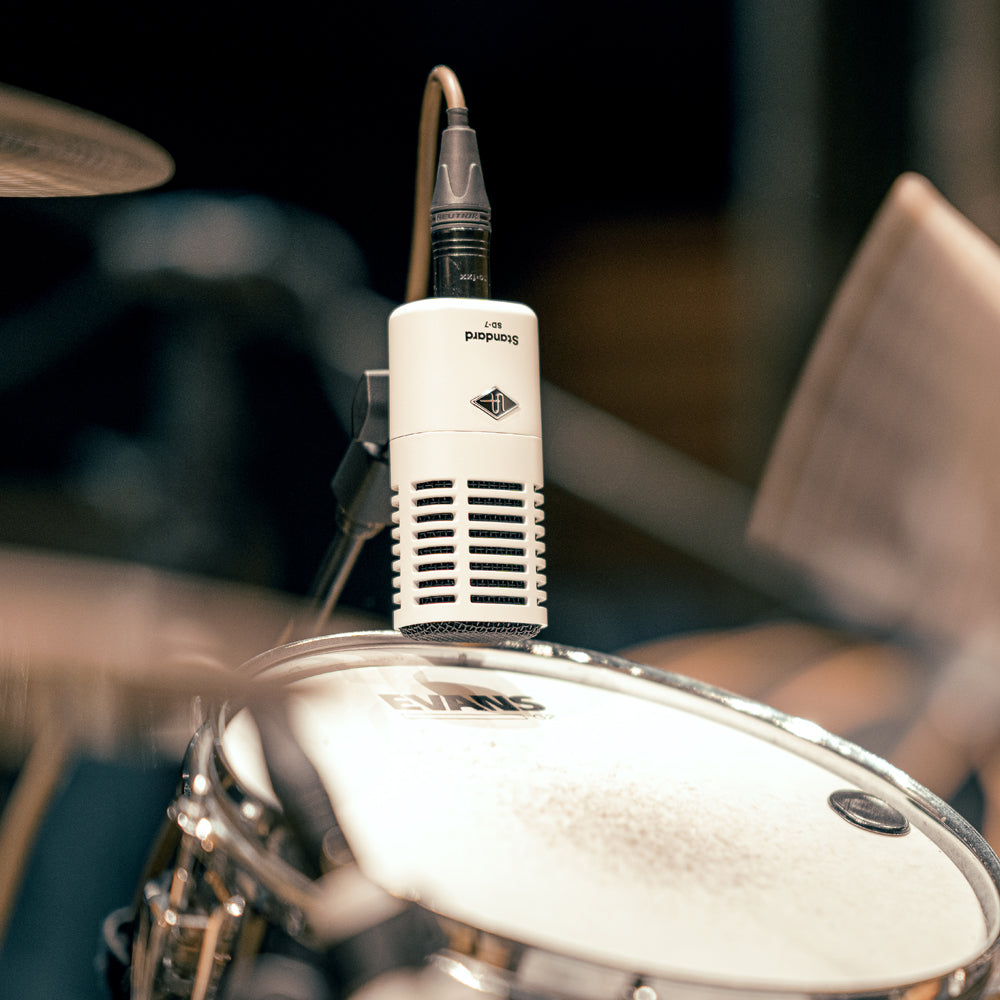 Universal Audio SD7 Micrófono Dinámico con Sistema de Modelado