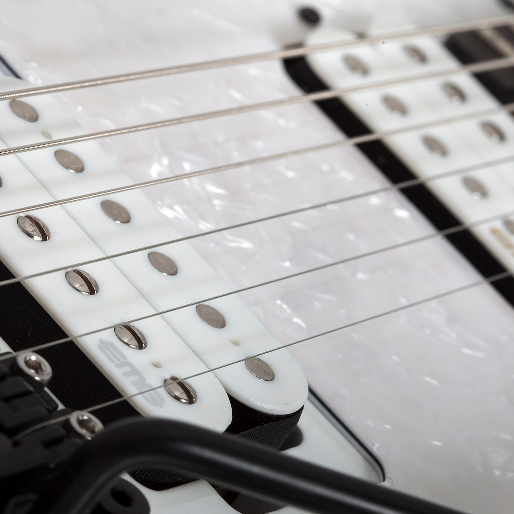 Schecter Sun Valley SS PT Metalllic White Guitarra Eléctrica