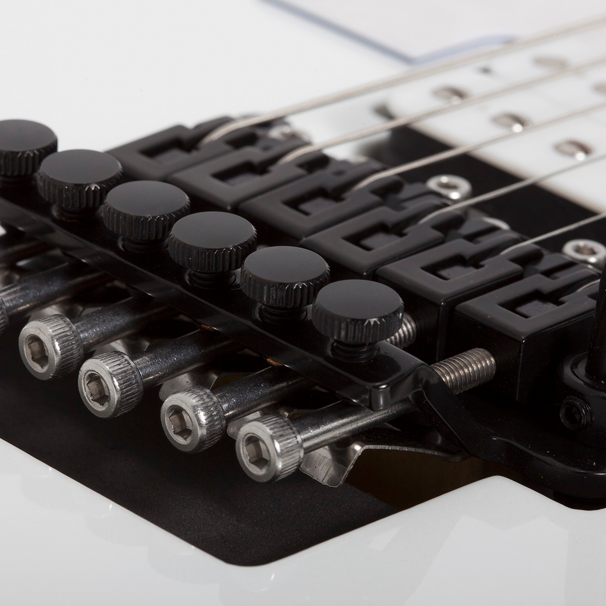 Schecter Sun Valley SS PT Metalllic White Guitarra Eléctrica