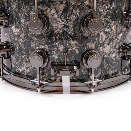 DW Drums Collector's Series® 14x8" SSC Caja Maple - Silver Abalone w/Black Nickel