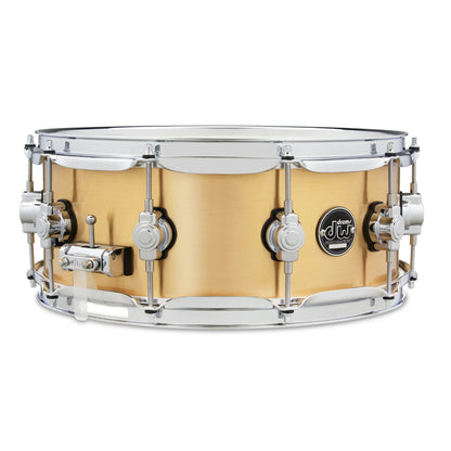 DW Drums Performance Series™ Caja 14x5.5" 1mm Polished Brass Snare