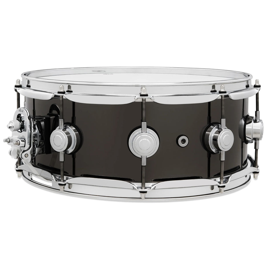 DW Drums Collector's Series Caja 14×5,5″ Black Nickel Over Brass