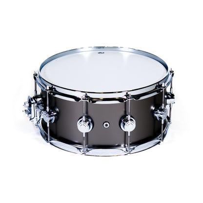 DW Drums DRVD6514SVCBK Caja Serie Collector 14"x6.5" Saint Black Over Brass