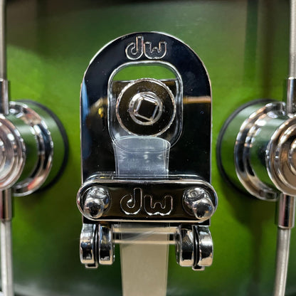 DW Drums Collector's Series Caja 14×7″ Maple Lime Green to Ebony Burst