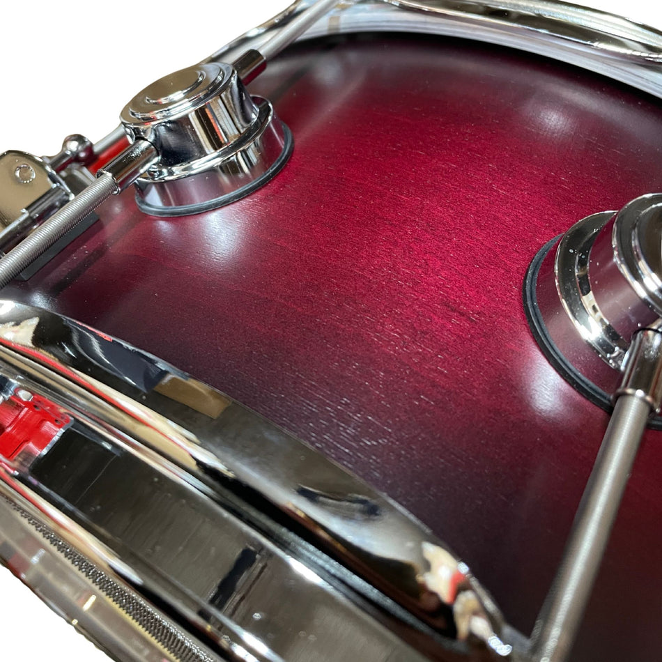 DW Drums Collector's Series Caja 14×6,5″ Maple Satin Oil Cherry to Ebony Burst