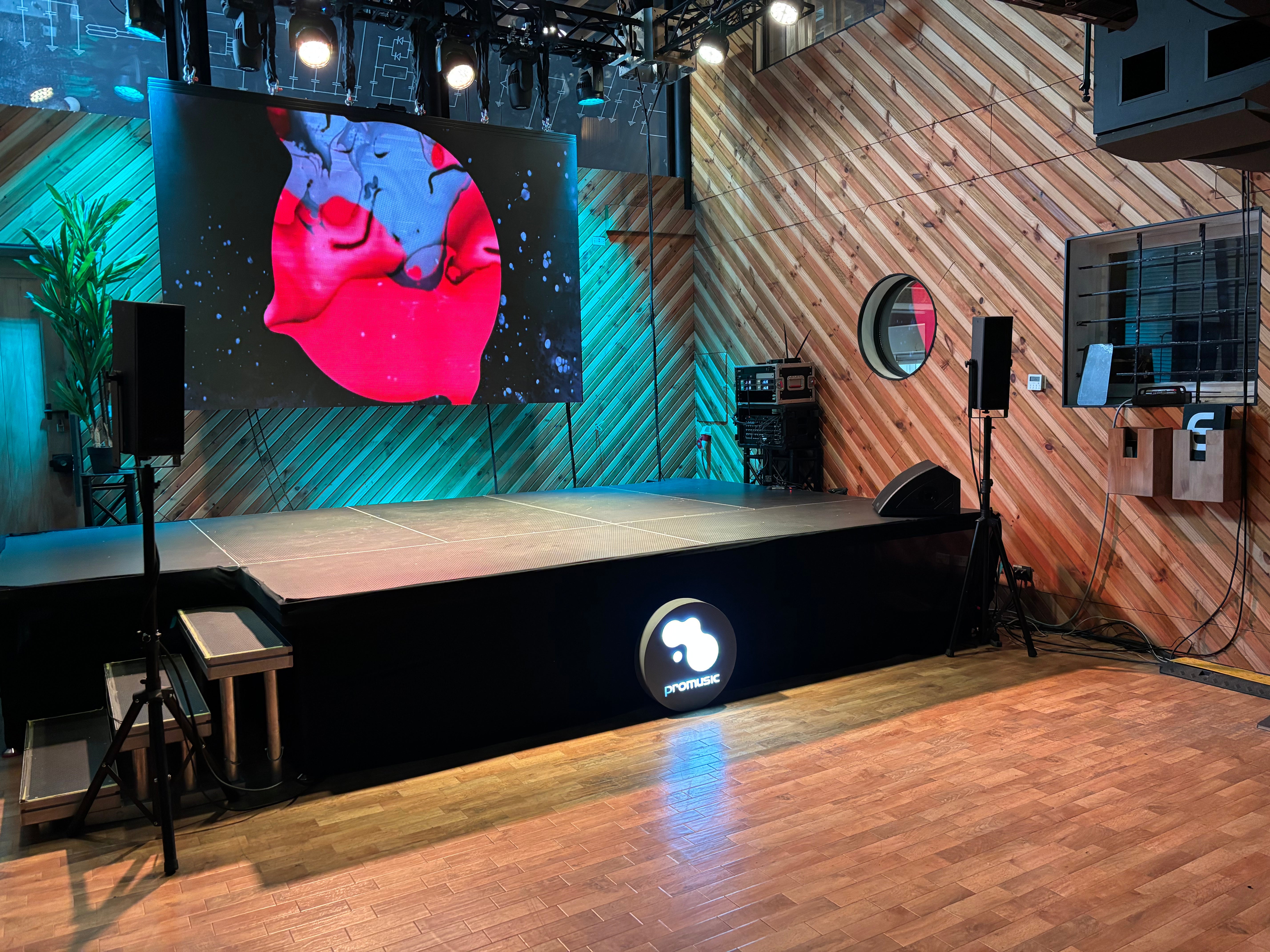 LiveStage Promusic