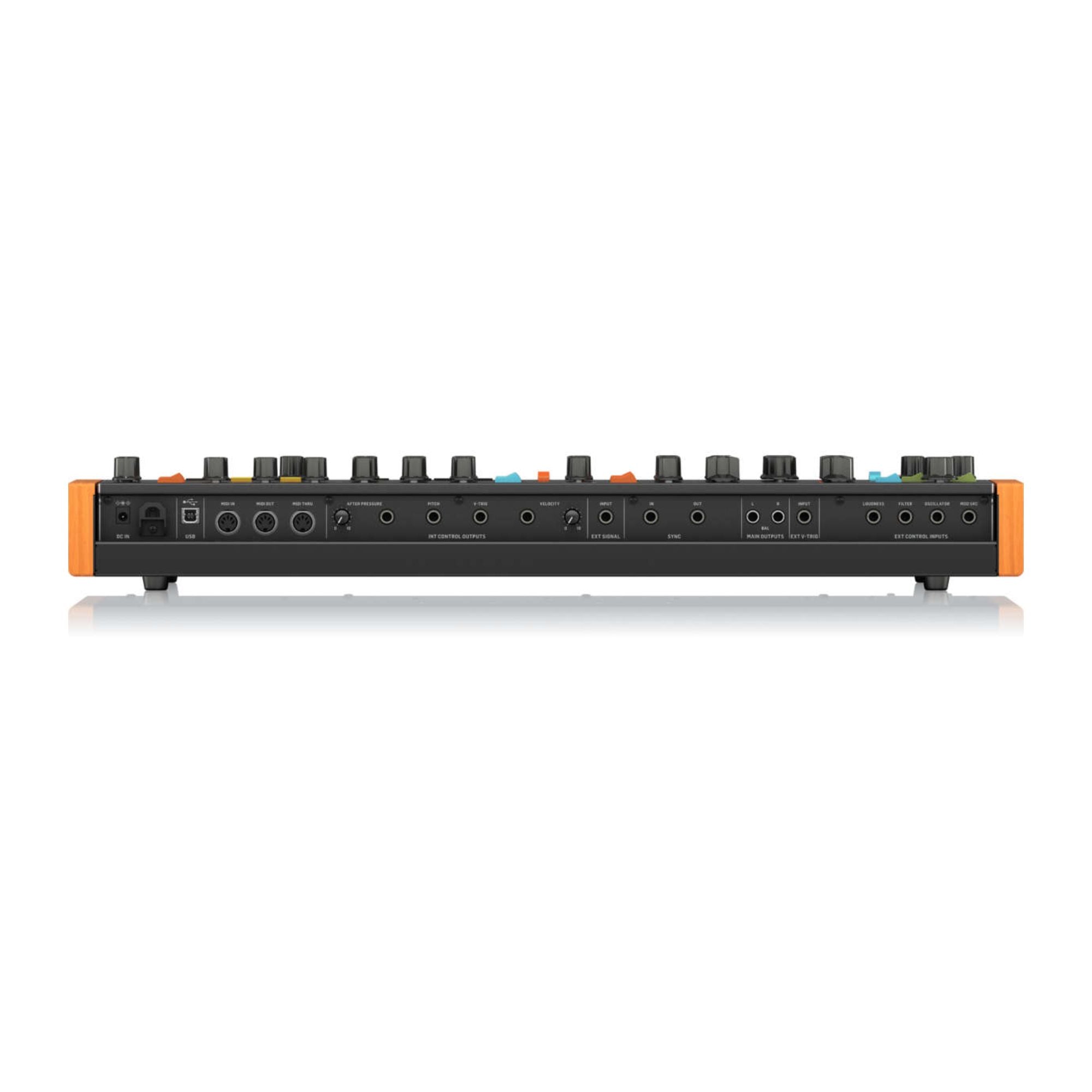 Behringer Poly D Sintetizador Polifónico Analógico 37 Teclas