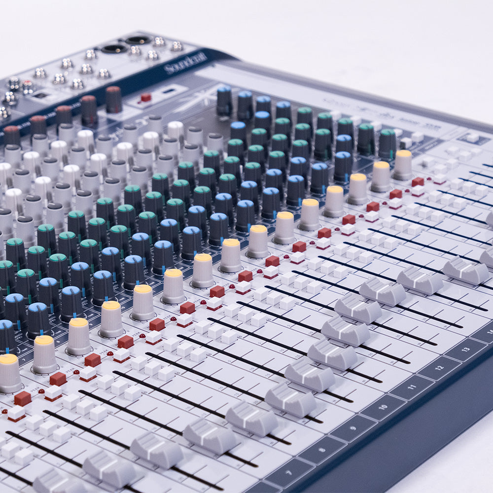 Soundcraft SIGNATURE22MTK Mezclador 22 canales con Usb Multitrack