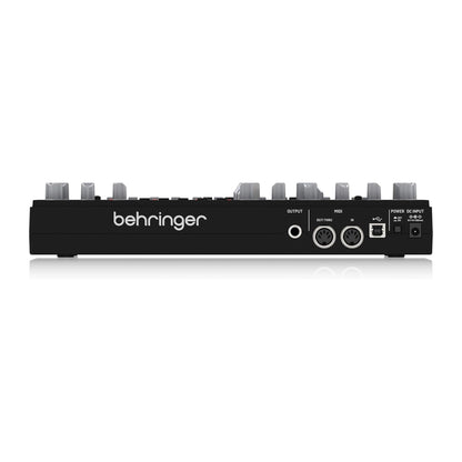 Behringer TD3BK Sintetizador Análogo Negro Bass Line